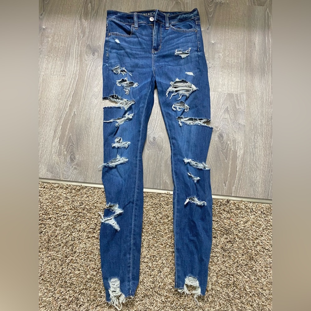 American Eagle Outfitters Ripped Jeans Size 4 R